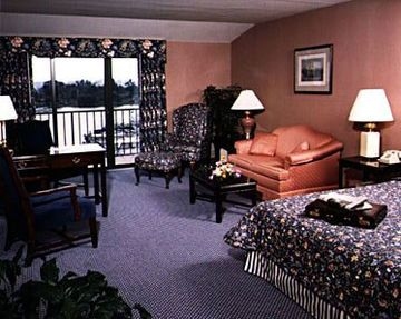 Channel Inn2