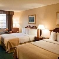 Holiday Inn Arlington at Ballston3