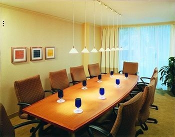 One Washington Circle Hotel1