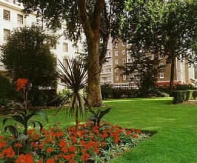Two Hyde Park Square2
