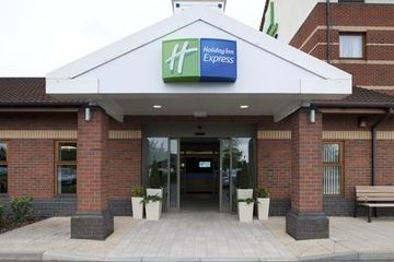 HOLIDAY INN EXPRESS0