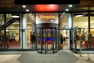 HAMPTON BY HILTON CITY CENTRE0