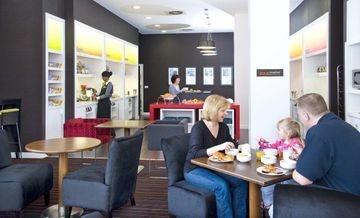 HAMPTON BY HILTON CITY CENTRE4