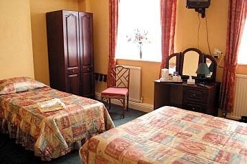 Elmbank Hotel And Lodge4