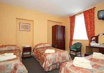 Elmbank Hotel And Lodge3