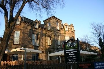 เมอเรย์ฟิลด์ โฮเต็ล แอนด์ เฮาส์ (Murrayfield Hotel & House)0