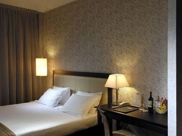 Waldorf Suite Florence1