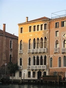 Pesaro Palace0