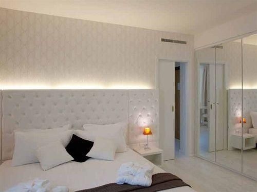 Base To Work Hotel3