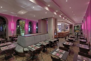 Anna Hotel2