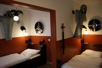 SCHWEIZER HOF4