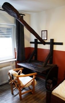 SCHWEIZER HOF2