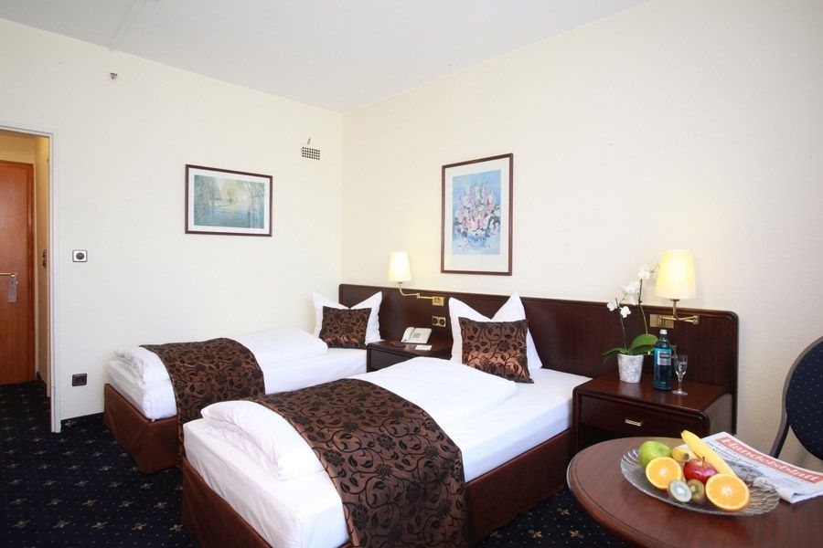 โรงแรม เอ็กเซลเซีย แฟรงค์เฟิร์ต (Hotel Excelsior Frankfurt)4