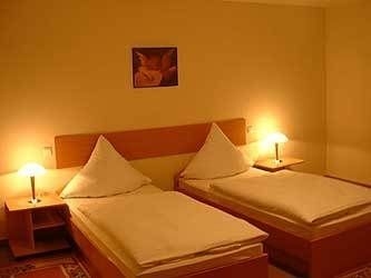 Hotel Everest2