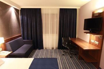 HOLIDAY INN EXPRESS SUD1