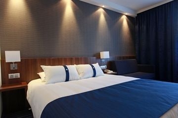 HOLIDAY INN EXPRESS SUD0