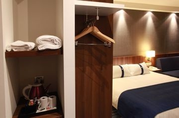 HOLIDAY INN EXPRESS SUD3