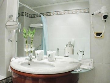 BEST WESTERN HOTEL CONDE DUQUE2