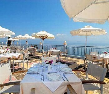 Costa Blu1