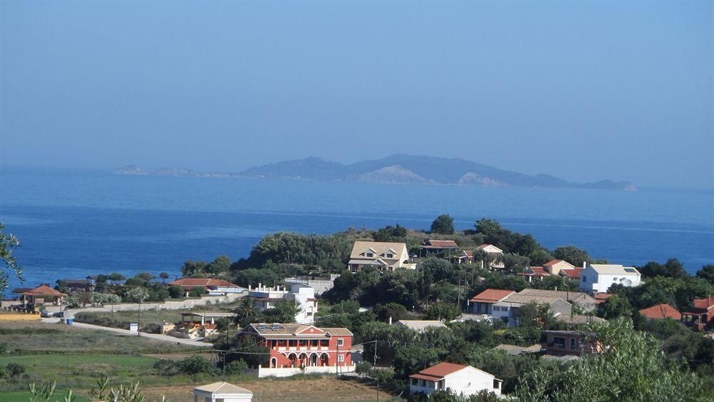 Logas Beach Studios1
