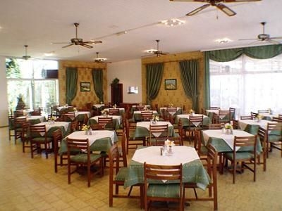 Carda Beach Hotel4