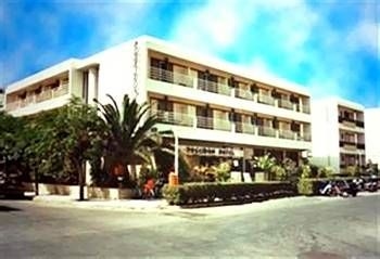 POSEIDON HOTEL & APARTMENTS0