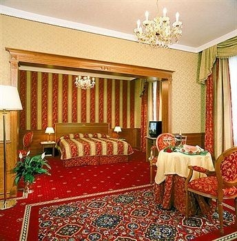 Best Western Hotel Neue Post1