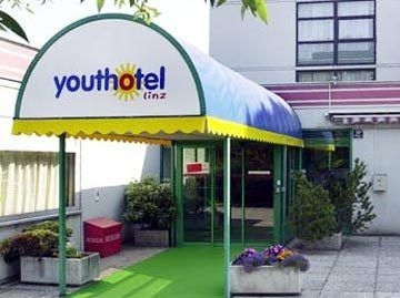 YOUTHOTEL1