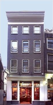 Hotel Luxer0