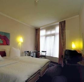 New West Inn Amsterdam1