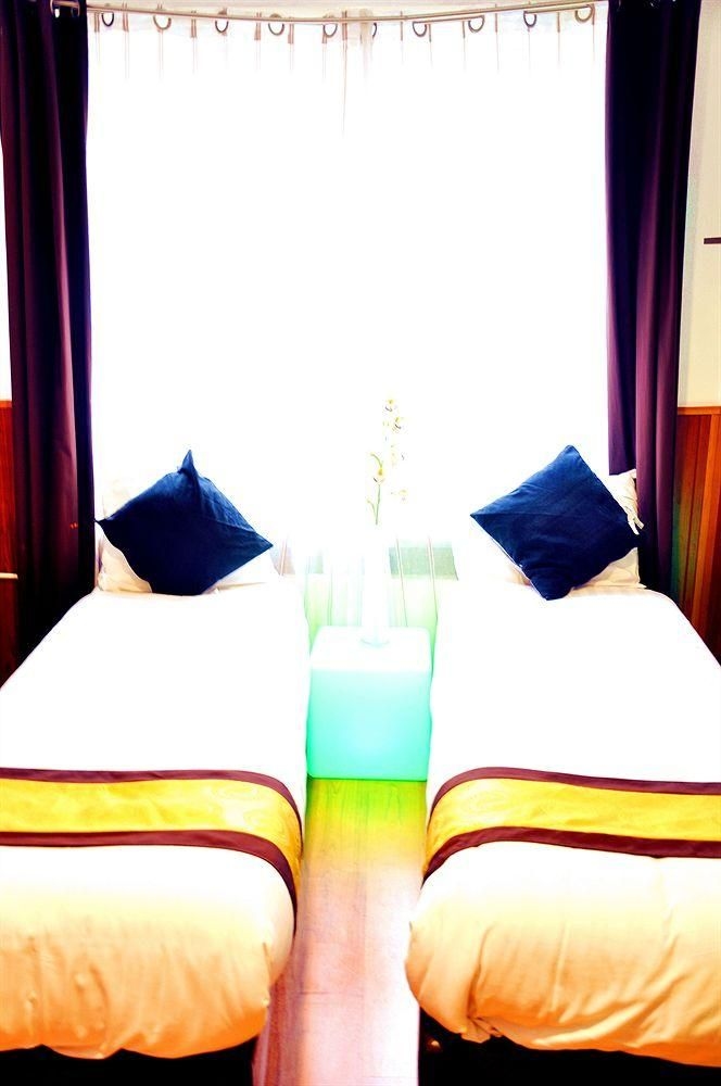 Hotel Flipper1