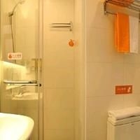Orange Hotel Huaishulu Ningbo4