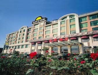 Days Inn Yiwu2