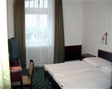 HOTEL PALATINUS2