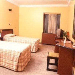 HOTEL ISMIRA1
