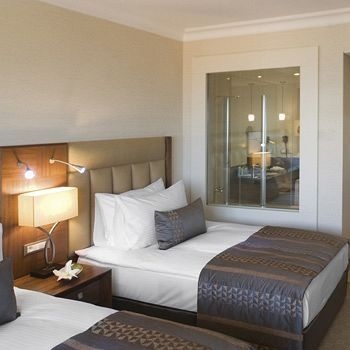 Movenpick Hotel Izmir3
