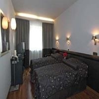Rivoli Hotel1