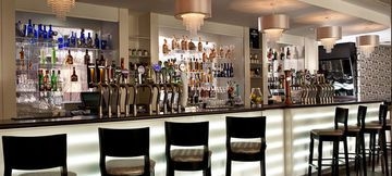 JURYS INN CUSTOM HOUSE4