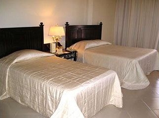 Pryce Plaza Hotel4