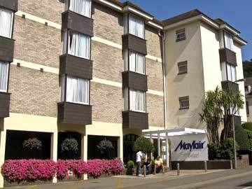 Mayfair Hotel0
