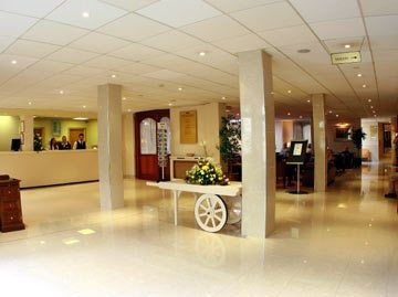 Mayfair Hotel3
