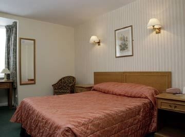 Mayfair Hotel1