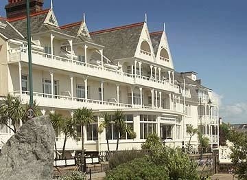 Ommaroo Hotel0