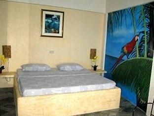 Paradise Bay4