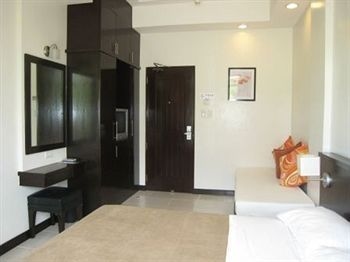 One Crescent Place Hotel4