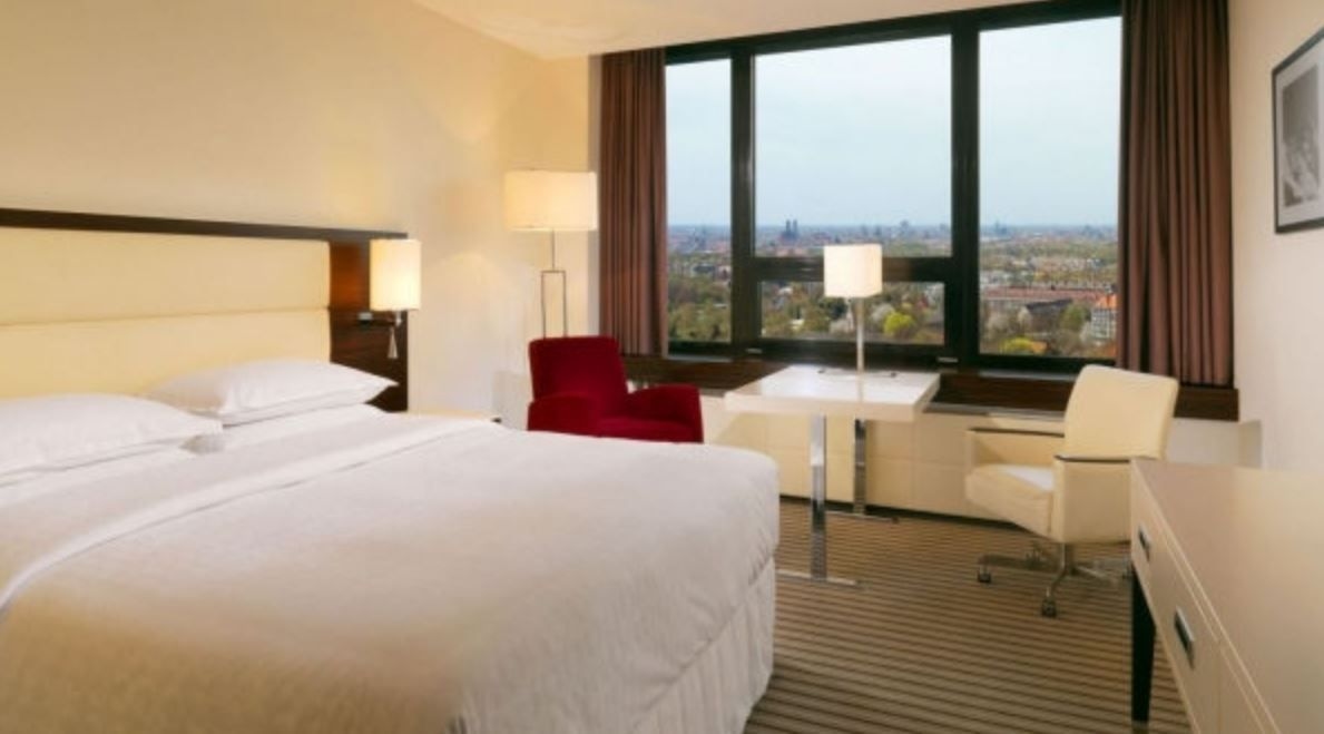 Four Points by Sheraton Munich Arabellapark1