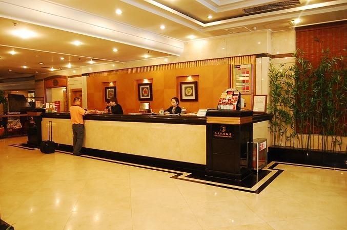 Dongjiaominxiang Hotel Beijing3