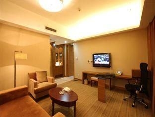 A C Embassy Hotel Beijing3