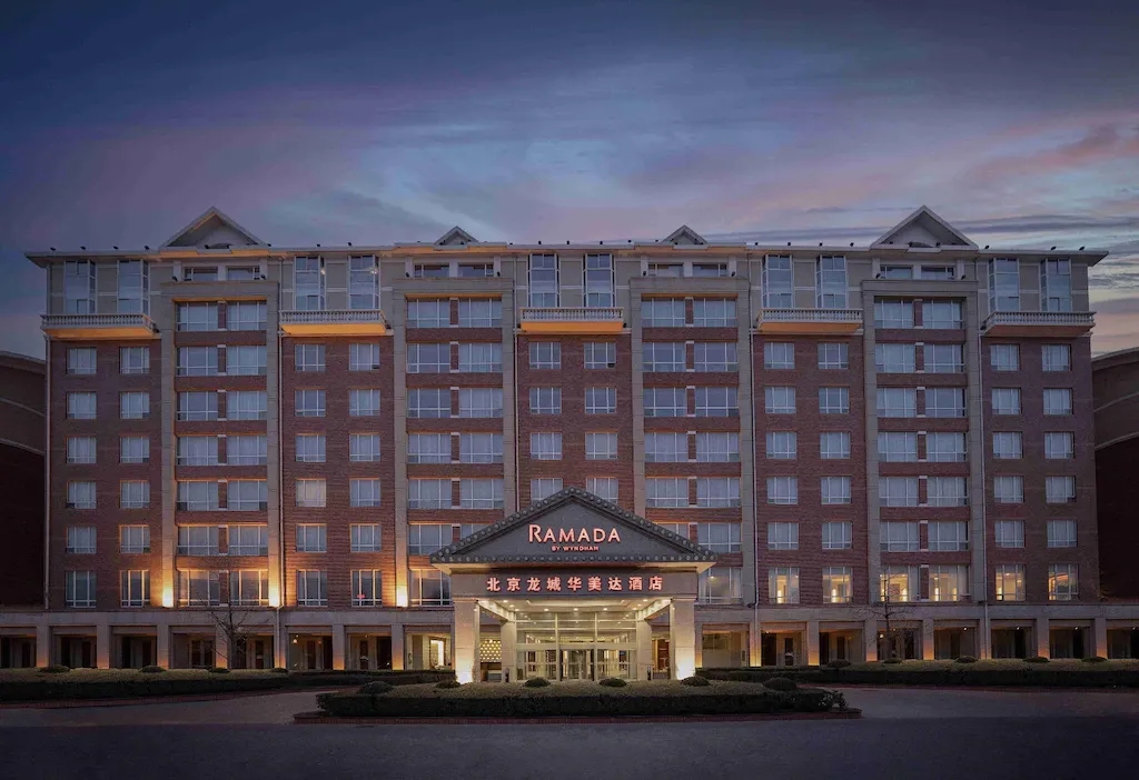 โรงแรมรามาดา ปักกิ่ง นอร์ท (Ramada Beijing North Hotel)1