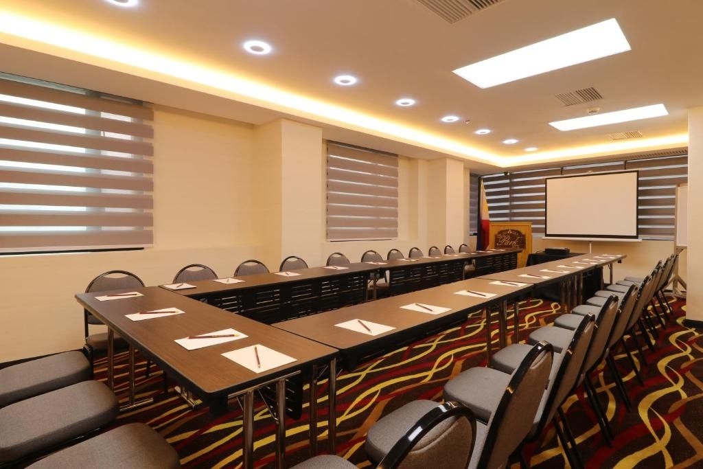 Bayview Park Hotel Manila4